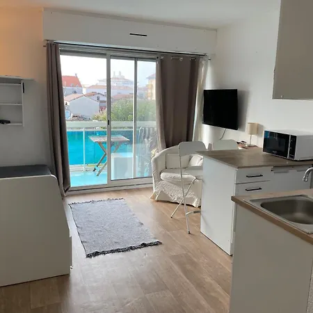 22m Tres Calme Balcon Parking Appartement *